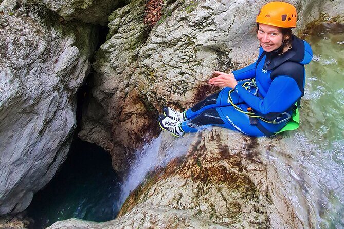 Beginner Canyoning Tour in the Sušec Canyon - Bovec Slovenia - What you wear and bring: wetsuit-ready basics (and a smart towel plan)