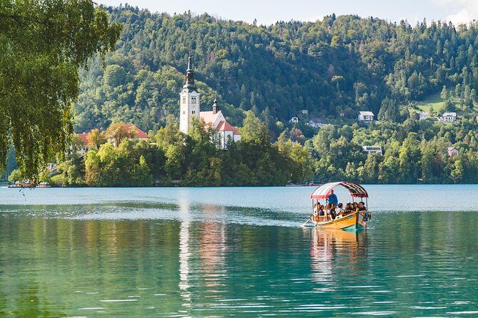 Bled Lake with island and castle - small group - day trip from Ljubljana - Why This Half-Day Lake Bled and Castle Trip Works from Ljubljana