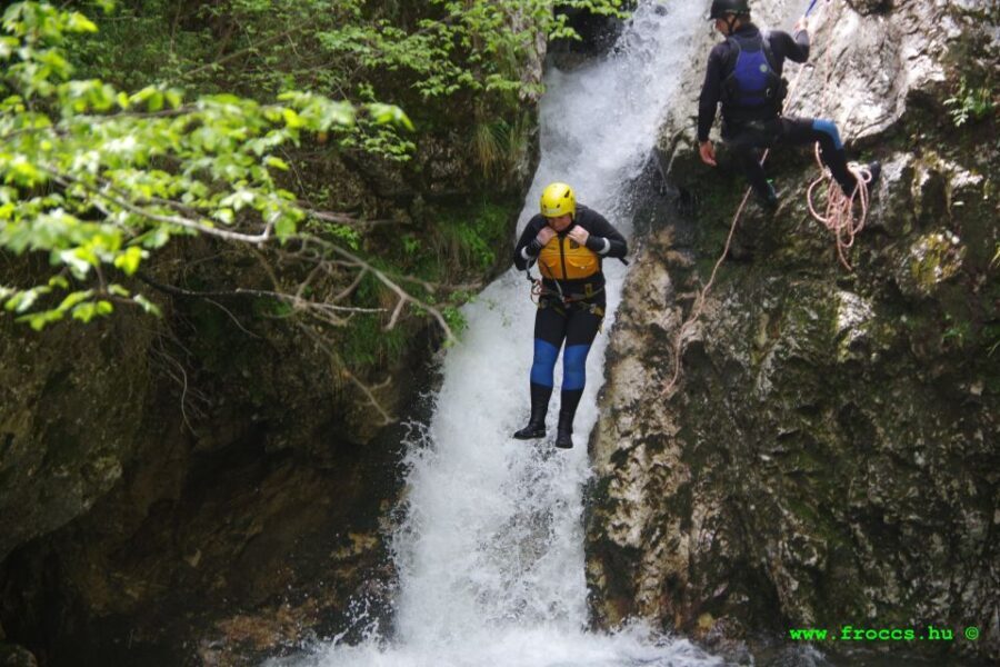 Bovec: Half-Day Canyoning Trip - Meeting point and what happens before you go in