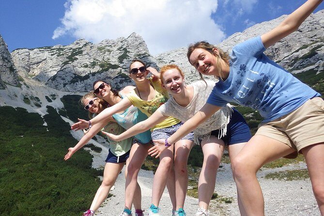 Emerald River Tour, Triglav National Park & Soča valley Day Trip - Starting in Bled: the 7:15 a.m. rhythm