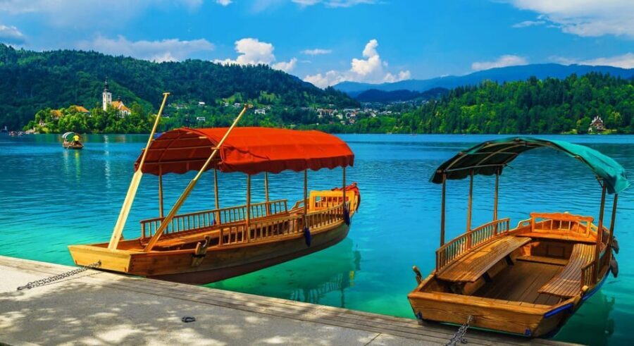 From Ljubljana: Lake Bled Day Tour - Bled Island With the 99 Steps and the Wishing Bell Moment