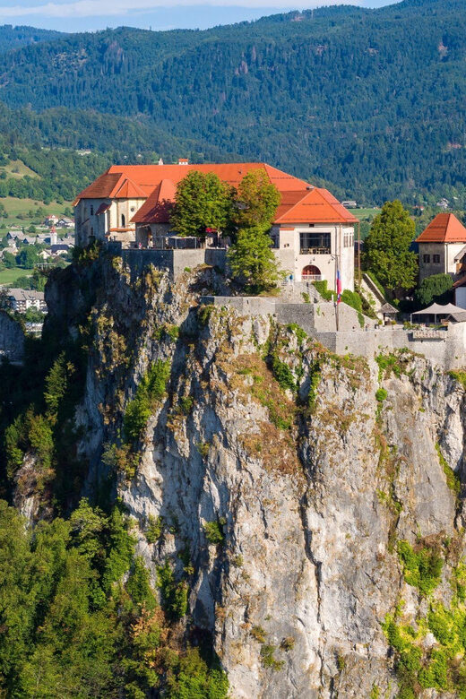 From Ljubljana: Lake Bled Tour - Lake Bled shoreline time: photos, a break, and the walk that makes it feel real