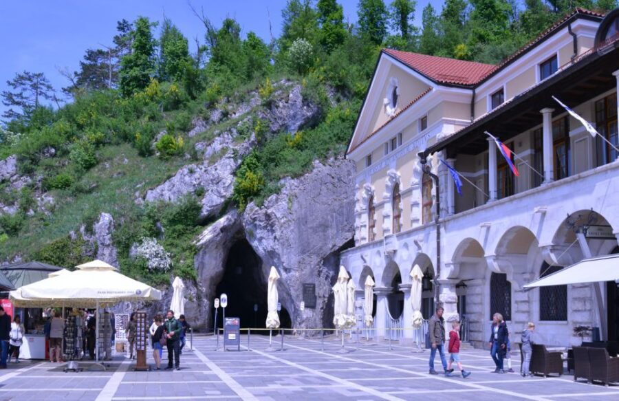 From Ljubljana: Postojna Cave & Predjama Castle Guided Trip - The Postojna Cave part: electric train, guided walk, and the 12°C reality check