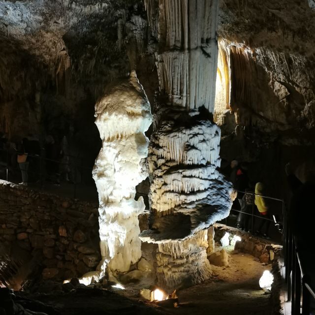From Ljubljana: Postojna Cave & Predjama Castle Guided Trip - The ride between them: why the timing feels like a win