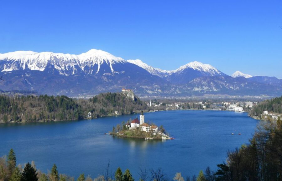 From Ljubljana: Private Bled Lake Day Trip - Two hours at Lake Bled: walking, viewpoints, and what to prioritize