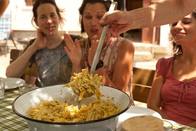 Istria - Truffles: Hunting & Cooking & Tasting, Slovenia - The truffle hunt with Valdi and Bistra: watch, learn, and follow the signals