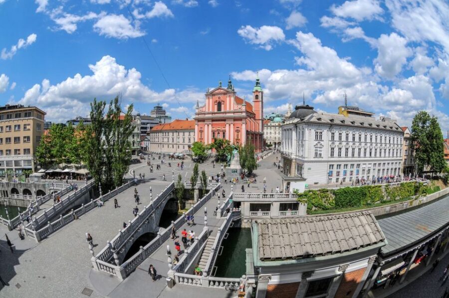 Ljubljana: Guided Walk & Funicular Ride to Ljubljana Castle - Pace, timing, and who it suits best