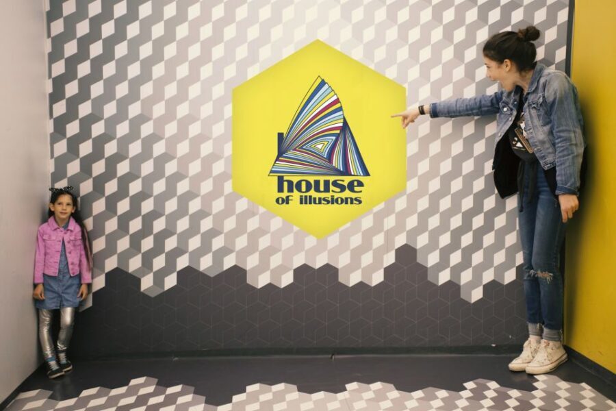 Ljubljana: House of Illusions Entrance Ticket - Family time: playrooms, puzzles, logic games