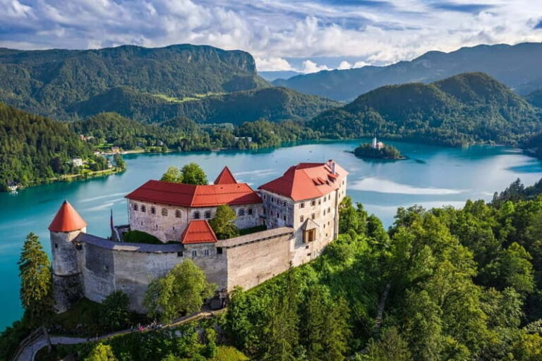 Ljubljana: Lake Bled & Triglav National Park Full-Day Trip - From Dalmatinova ulica to Lake Bled: get ready for the first wow