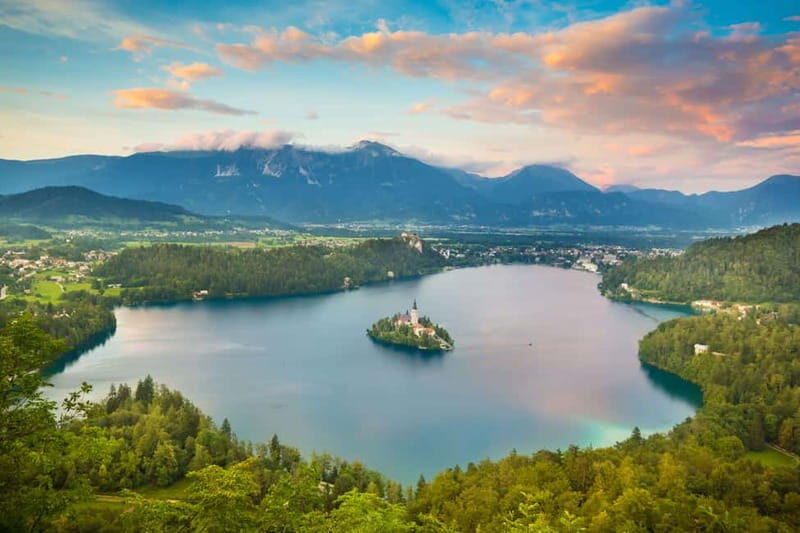 Ljubljana: Lake Bled & Triglav National Park Full-Day Trip - Why the guides make or break the day