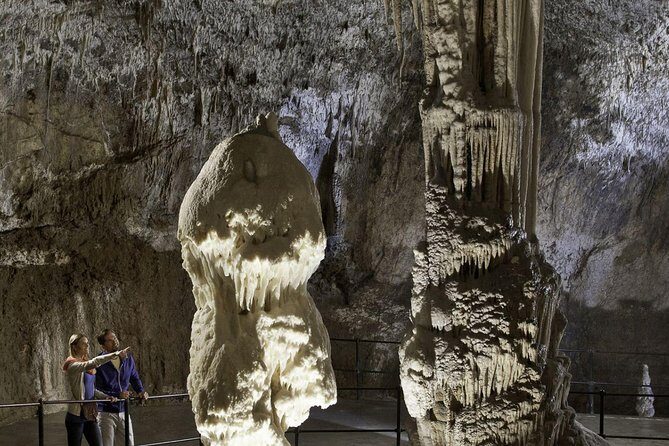 Ljubljana: Postojna cave & Predjama castle small group tour - Getting to the countryside: minivan comfort and small-group pace