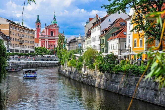 Ljubljana private walking tour with a local - Why A Private Walk Makes Ljubljana Click