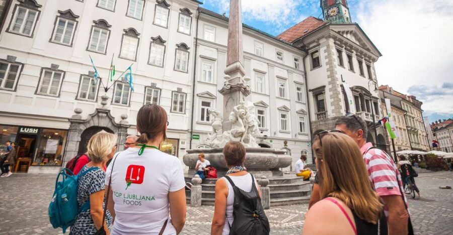 Ljubljana: Slovenian Cuisine Walking Tour with Tastings - Starting at the Triple Bridge: a smart way to learn Ljubljana