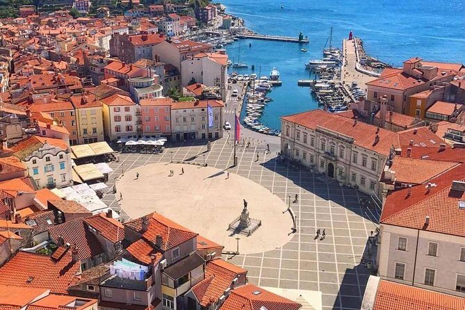Postojna cave, Predjama castle and Piran tour from Ljubljana - One day that actually fits: how the route makes sense