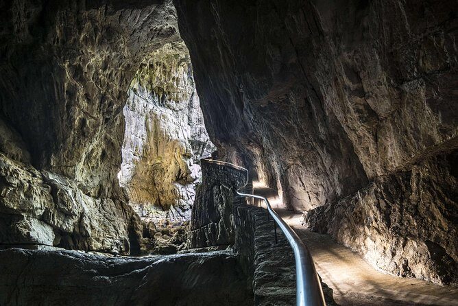 Skocjan UNESCO Caves and Piran full day tour (small group, max. 8) - What to wear: your cave layers and sea-day footwear