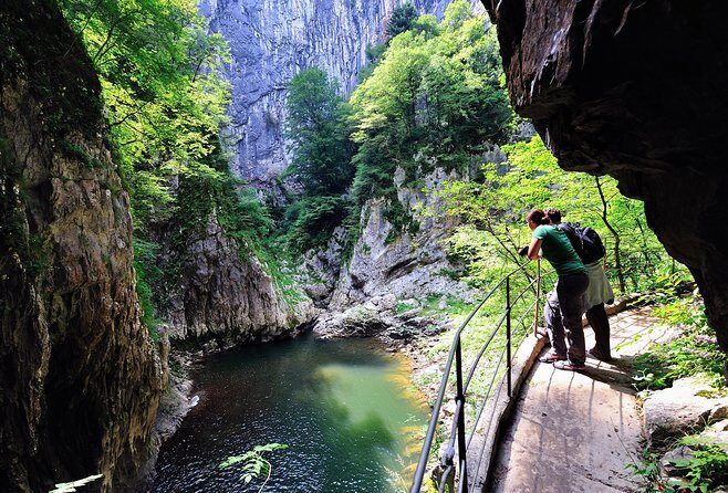 Skocjan UNESCO Caves and Piran full day tour (small group, max. 8) - Who should book this, and who should rethink it