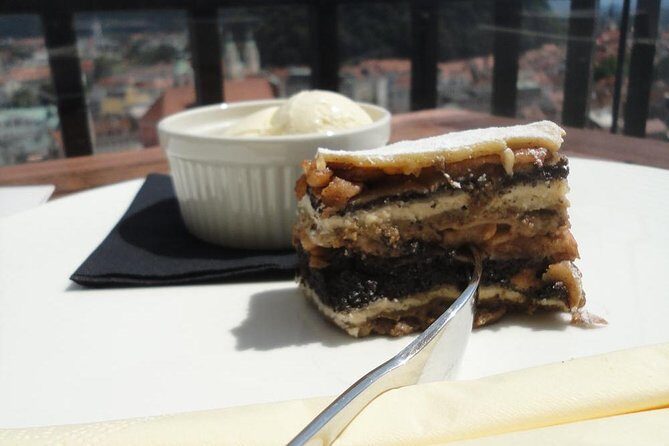 Slovenian culinary experience in Ljubljana - small group - tour - Ljubljana’s culinary walk: food, wine, and Plečnik in the same loop