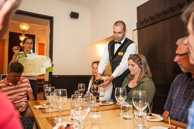 Slovenian culinary experience in Ljubljana - small group - tour - City history between bites: Plečnik architecture and Old Town stories