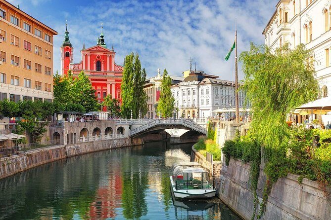 Small Group Tour to Lake Bled & Ljubljana from Koper - Ljubljana Old Town: fast history with a guided walking loop