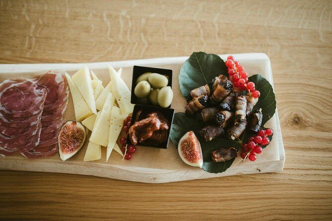 Wine Tasting with Pairing Snacks in Vipava Valley - Pairing snacks: the seasonal bites that keep the tasting honest